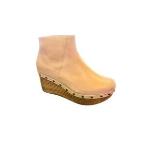 NEW CHOCOLAT BLU women wedge ankle bootie in nude leather